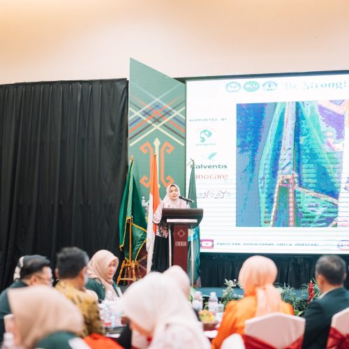 Pelantikan Pengurus dan Seminar Ilmiah LAKUNA Reborn: Mewujudkan Kesehatan dan Kebersamaan di Era Baru